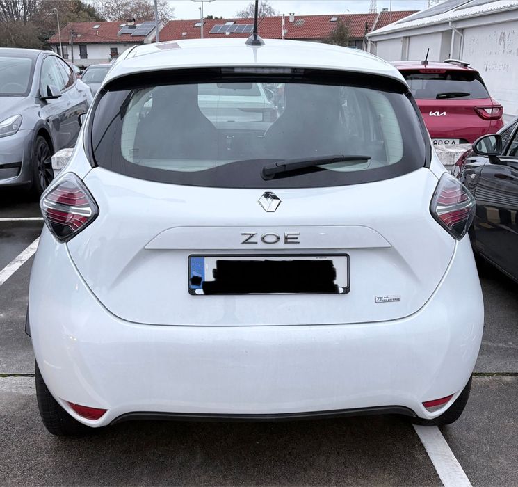Aluga-se tesla dacia peugeot e renault para tvde procuramos motoristas
