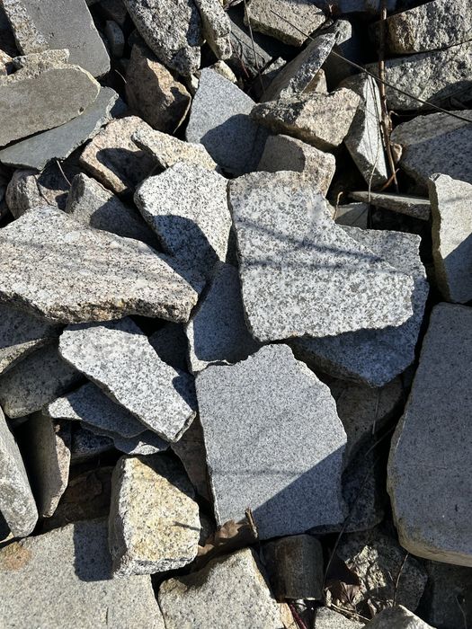 Kamień ozdobny granitowy idealny na mozaiki, ścieżki, ogród cena za 1m