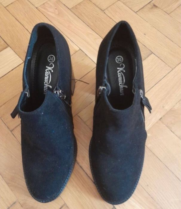 Продам женские туфли