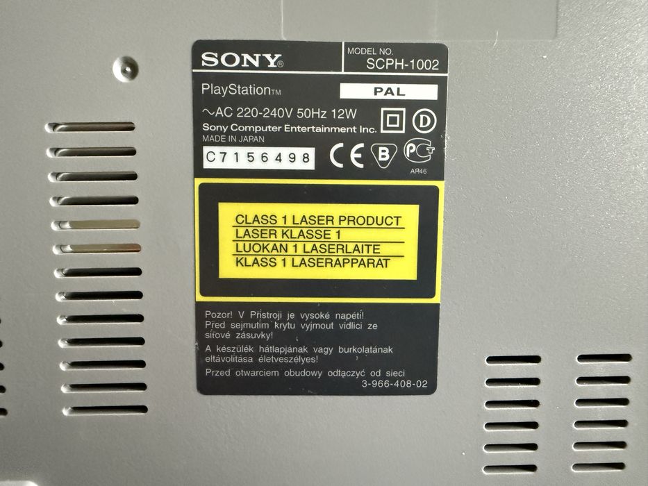 Sony Playstation 1 SCPH1002, PS1, PSX konsola Retro.
