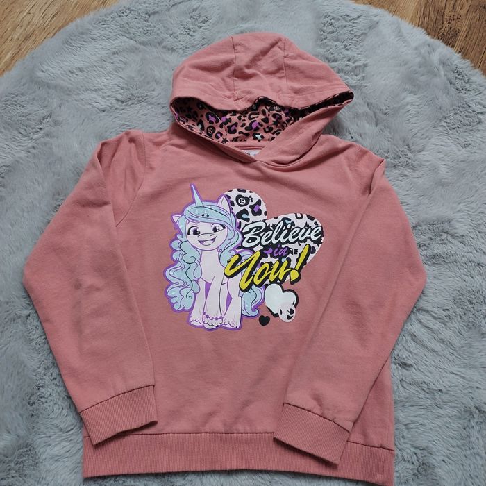 Bluza praktycznie nowa