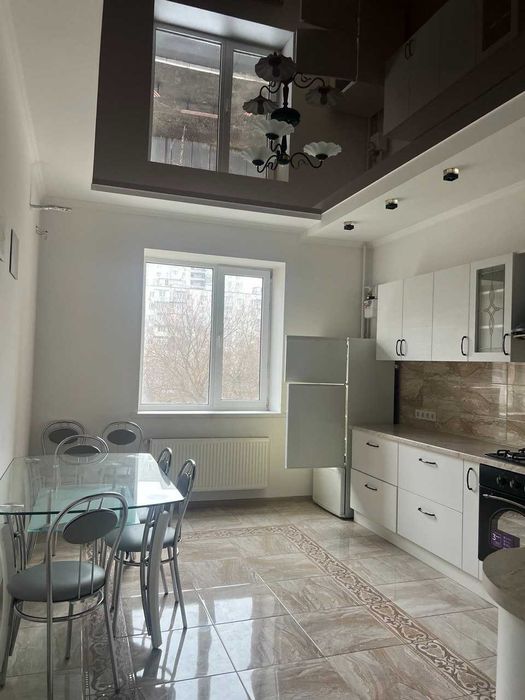 Роскошная квартира в новом доме, газовая плита, крышная котельная.