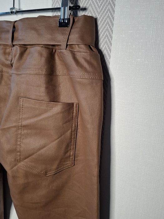 Spodnie damskie ekoskóra M-L czekolada - karmel Nowe