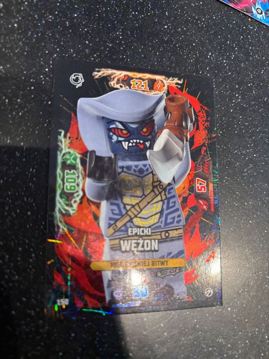Karty kolekcjonerskie ninjago *swiecące*