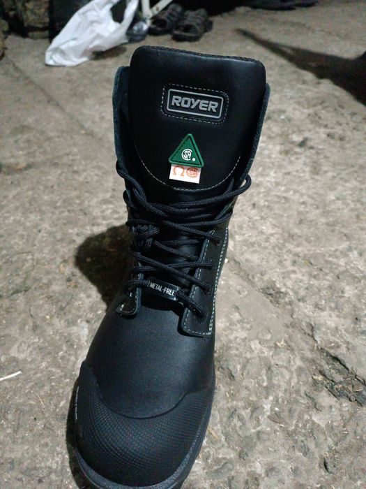 Royer модели 5700GT.