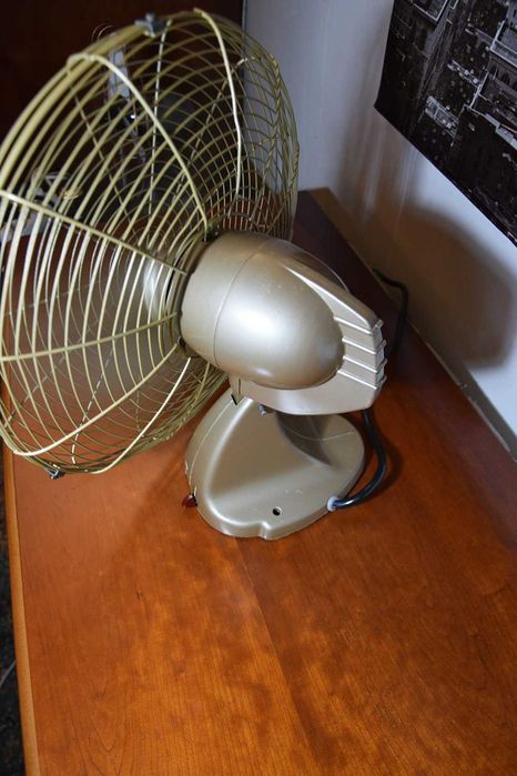 Ventoinha GE Vintage Dourada