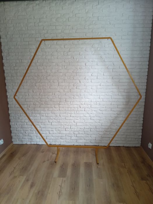 Heksagon ścianka stelaż