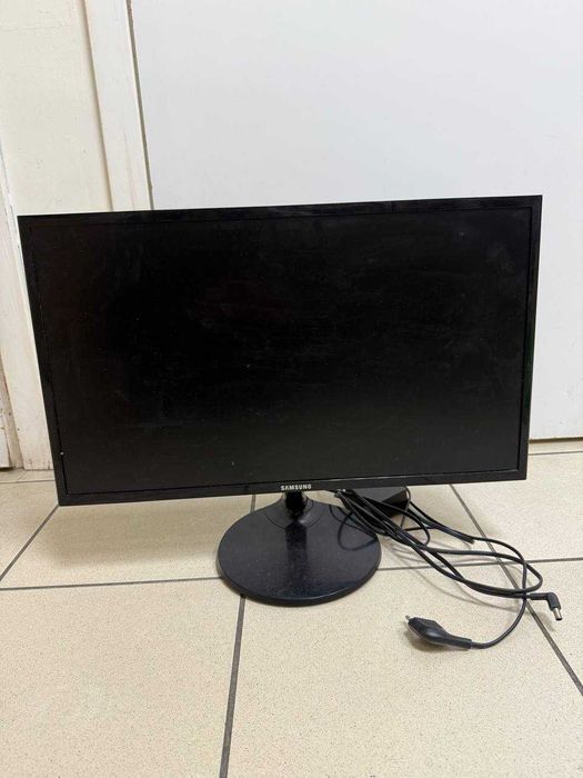 Монітор Samsung S24F350FHI