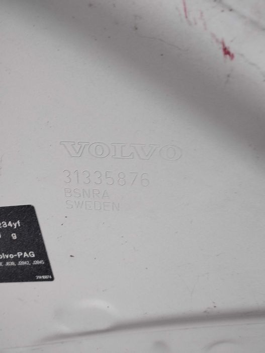 Maska przód Volvo XC 60 lift