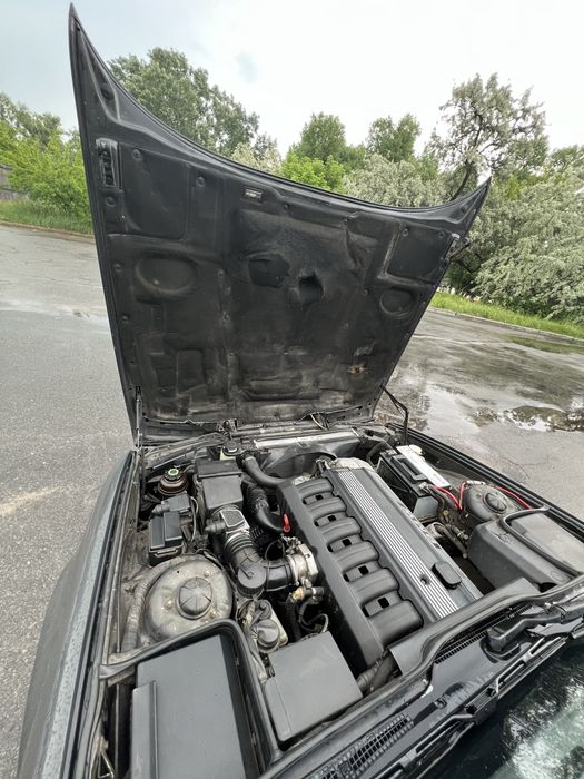 BMW E34 M50B25 1992