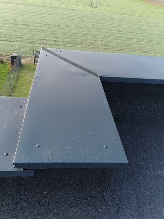 Dekarz, usługi dekarskie ,dachy, papa,styropapa,rynny. Gwarancja