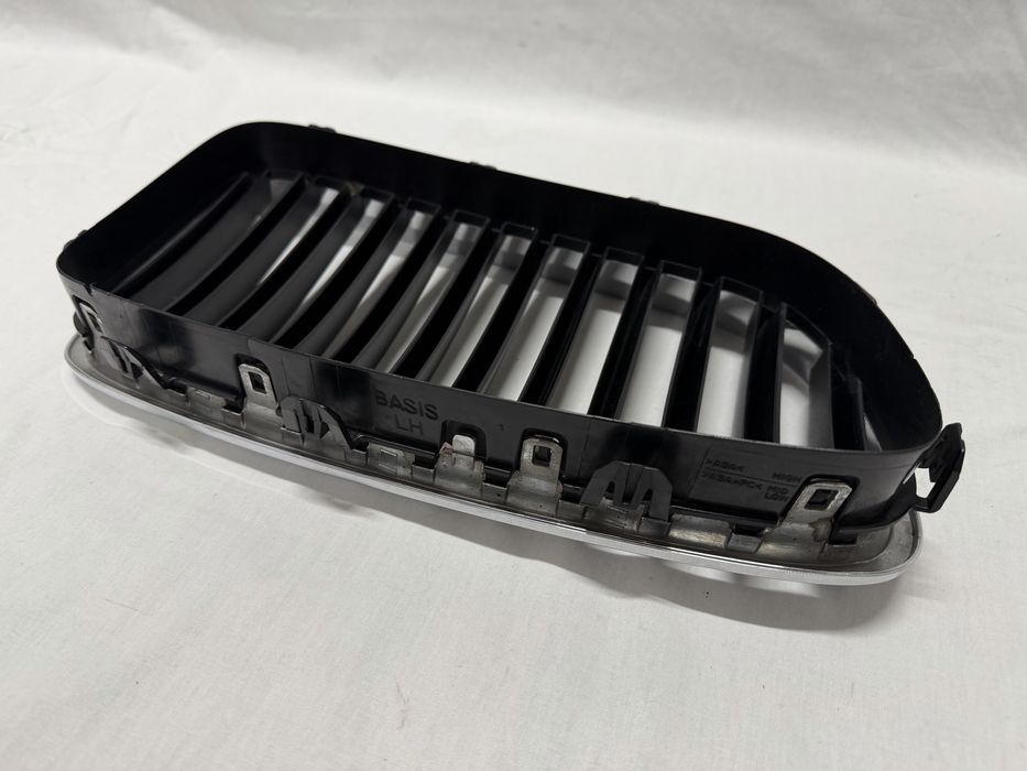 Nerka Atrapa Grill Lewy Przód BMW 5 F10 F11 CHROM