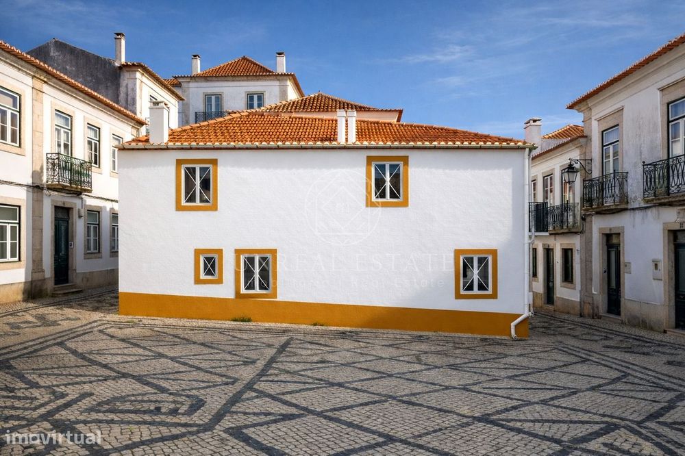 Apartamento T1 em Remodelação Total no Centro Histórico de Torres Nova