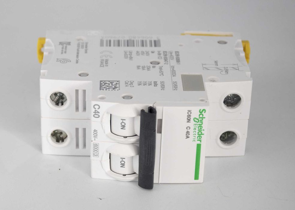 Schneider Wyłącznik nadprądowy 2P C 40A 6kA AC iC60N 2P 40A C A9F74240