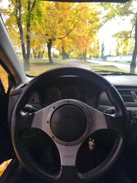 Продам лансер 2.0! в доброму стані!