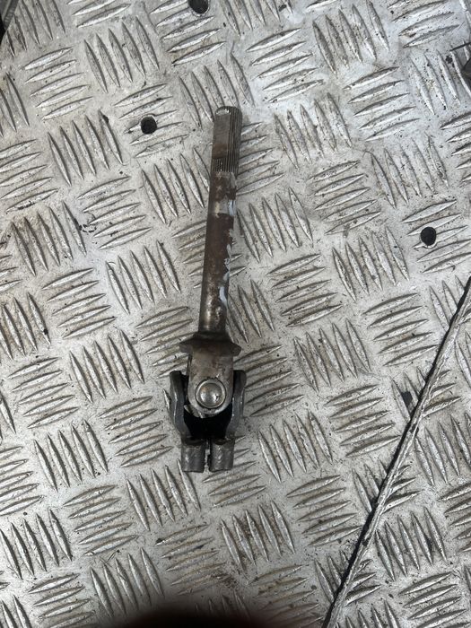 Рулевой карданчик сузуки свифт suzuki swift