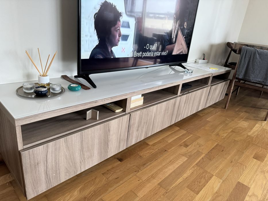 Moveeis TV Ikea 2,40x40x40