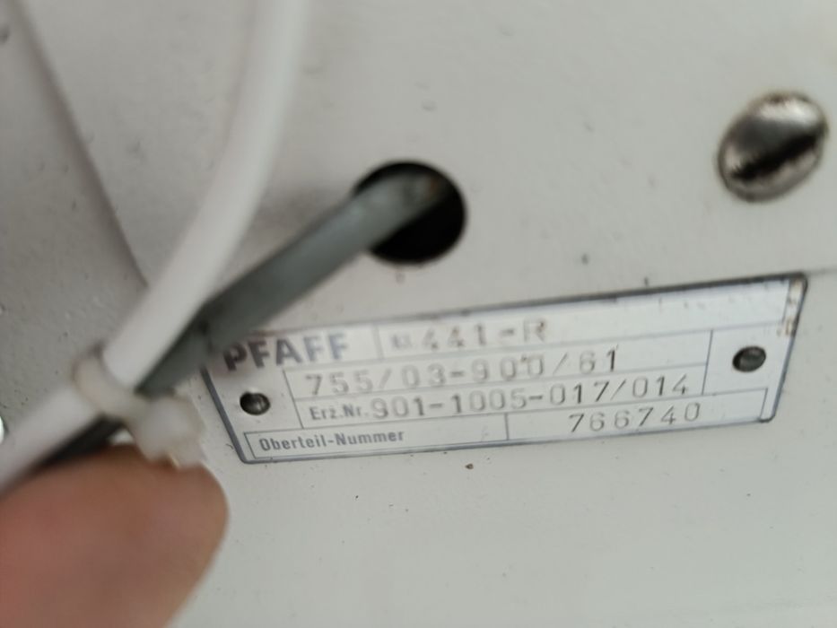 Máquina pfaff 441 R