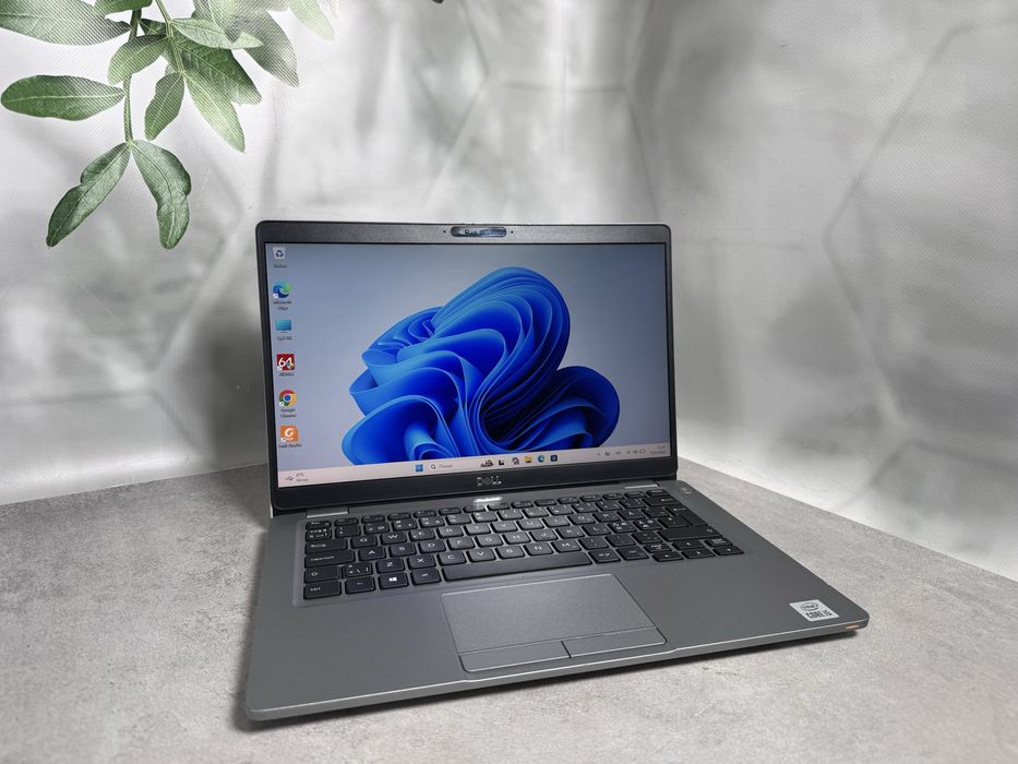 Ноутбук Dell Latitude 5310 / i5-10210U / 8GB / SSD 256GB / 13.3" FHD IPS / Windows 11 Pro