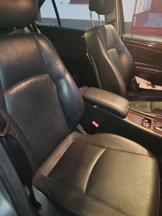 Mercedes-Benz C200