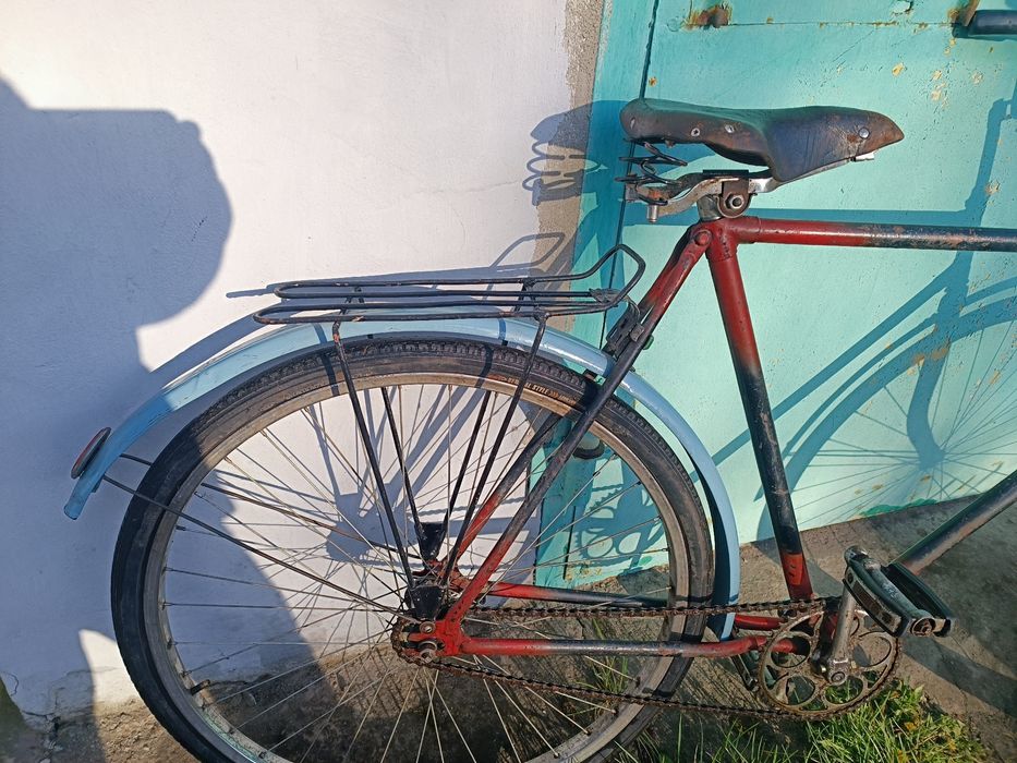 Радянський дорожній велосипед "Україна" (або аналог)