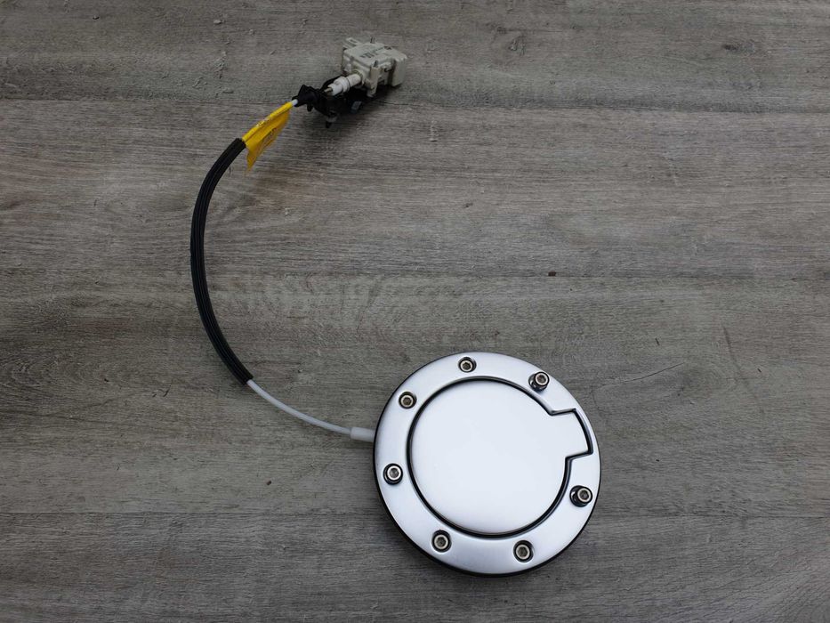 Audi TT 8N Klapka wlewu paliwa