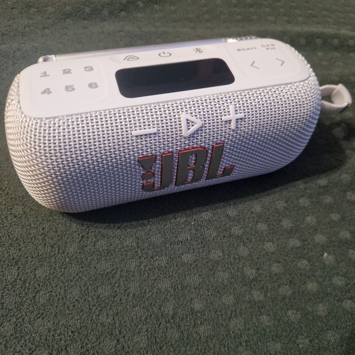 Głośnik JBL tuner 3