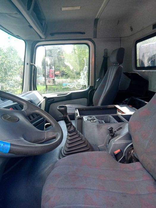 Rębak Biber na podwoziu Mercedes Actros 4143