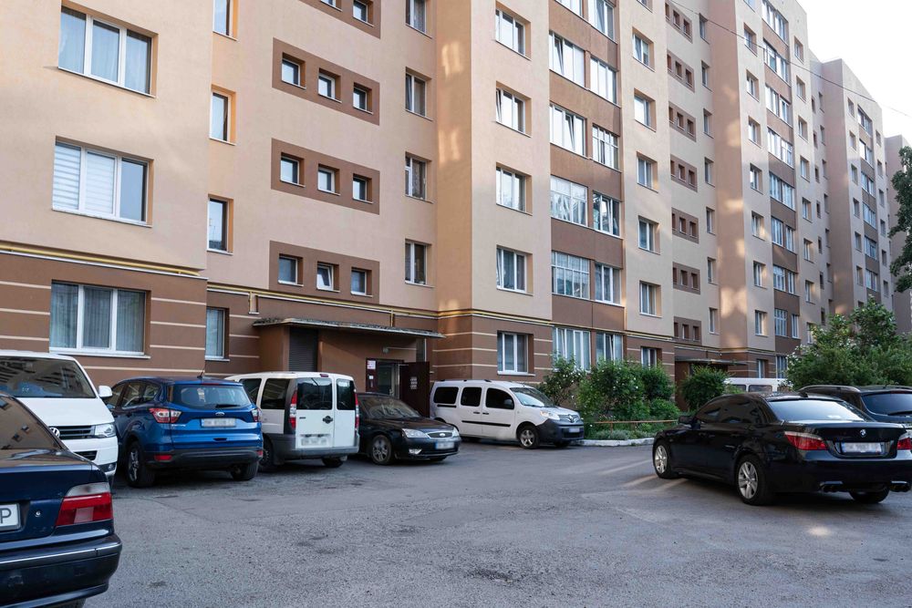 Продам трикімнатну квартиру в утепленному будинку, р-н Автовокзала.