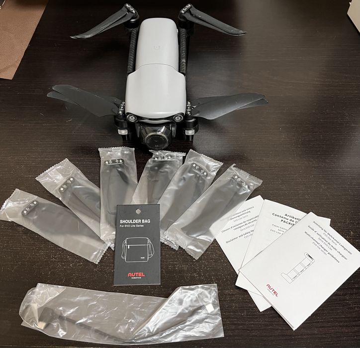 Квадрокоптер Autel EVO Lite+ Premium Bundle (Gray)