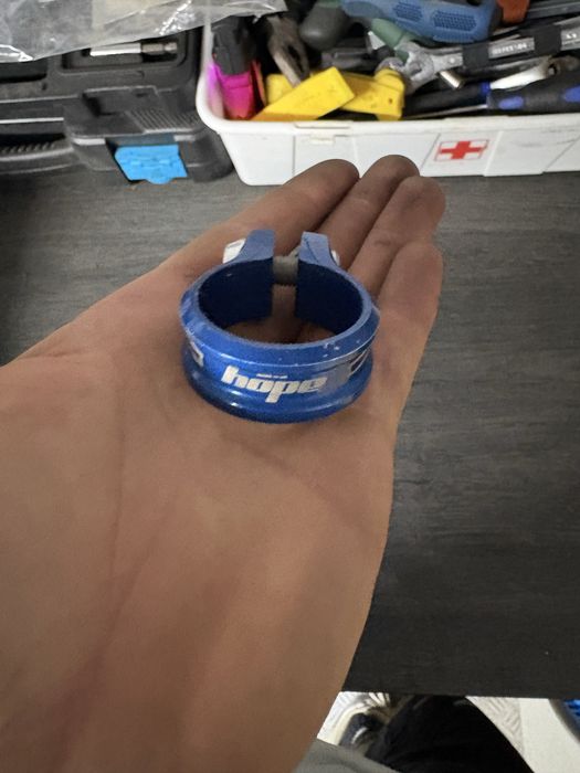 abraçadeira hope