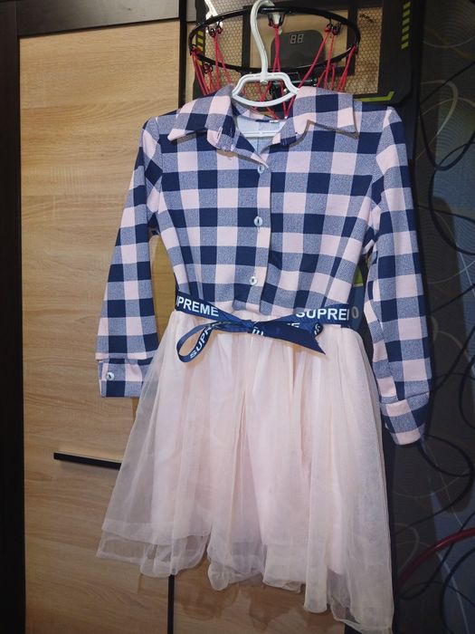 Сукня на дівчинку