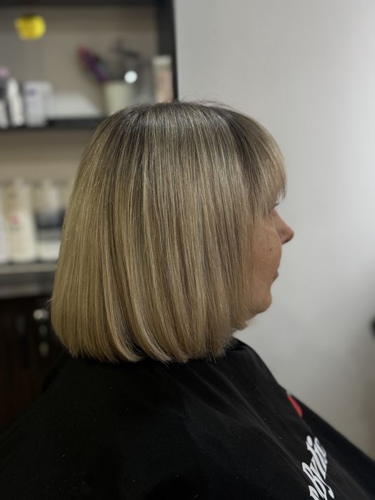 Стрижка жіноча 200грн