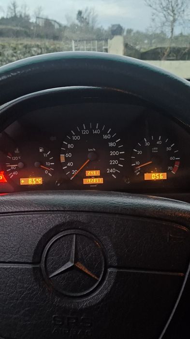 Mercedes-Benz w202 c180