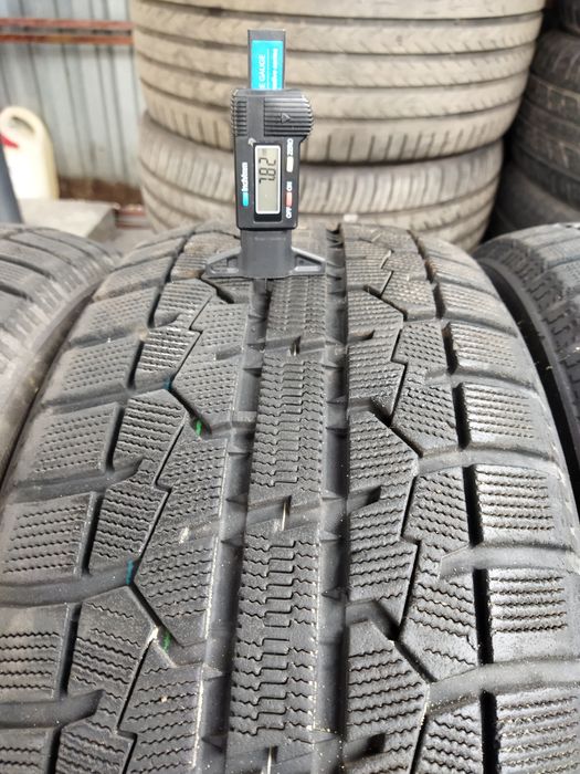 245/50r18 Toyo observe Garit GIS,зимові шини r18