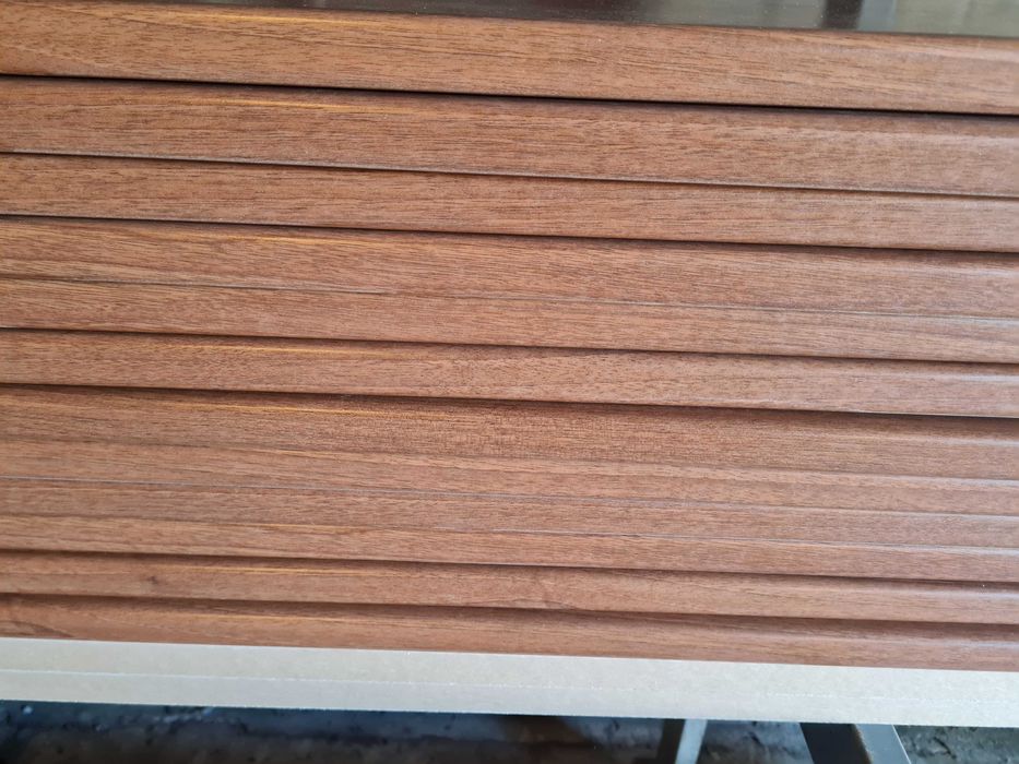 Parapety laminowane 28 mm