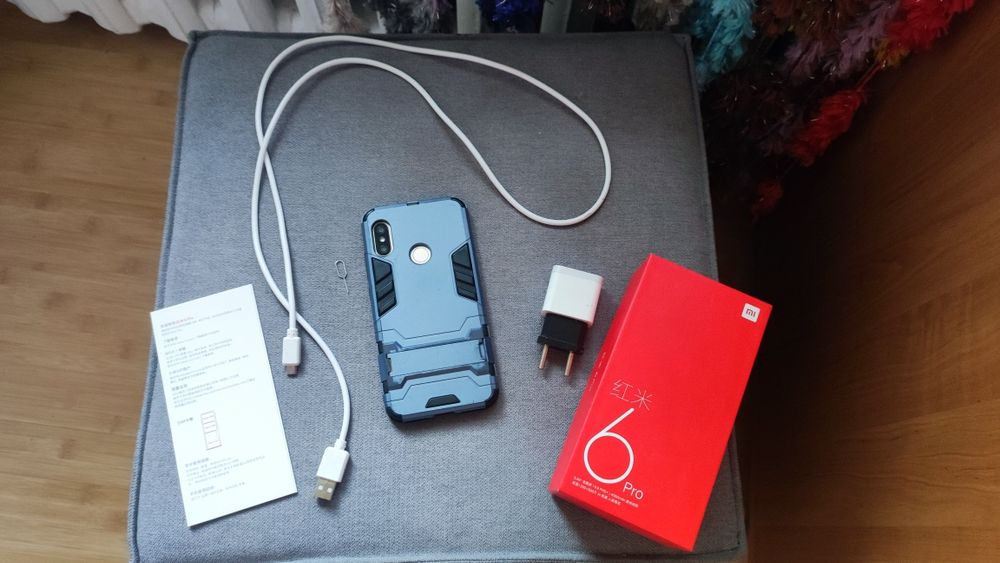 Телефон Xiaomi Redmi 6 PRO Mi a 2 lite 4/64