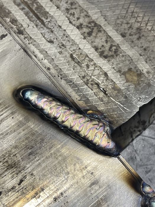 Аргонне зварювання. Ремонт піддонів,корпусів КПП,блоків, дисків