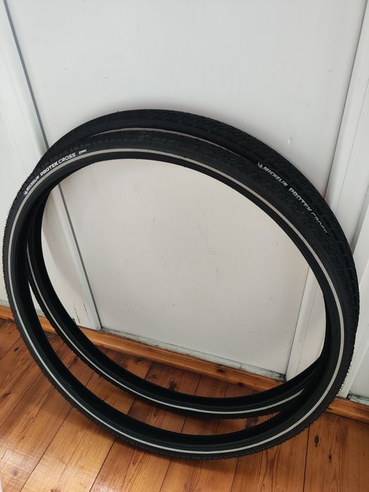 Покришки 28 michlin 700x35