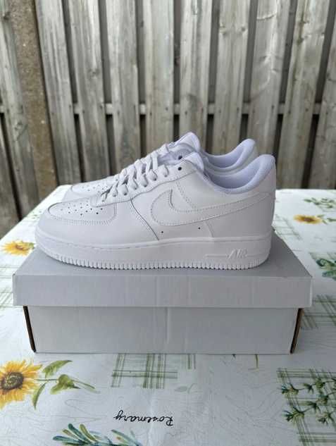Nike_  Air_  Force_  1_  Low _ '07_  Białe_  skórzane_ , rozmiar.45