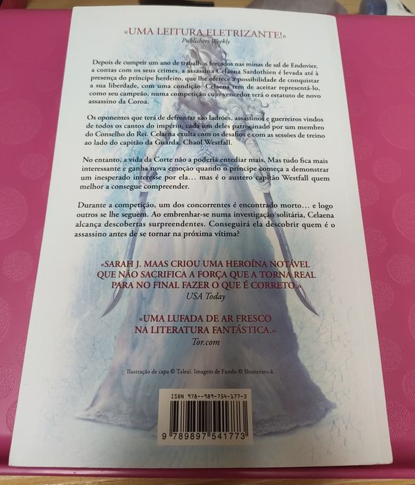Vendo Trono de Vidro de Sarah J. Maas