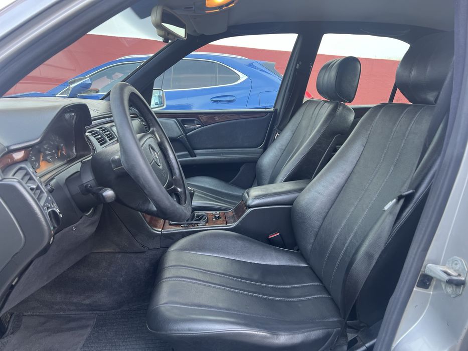 Mercedes E300 diesel 1995/11