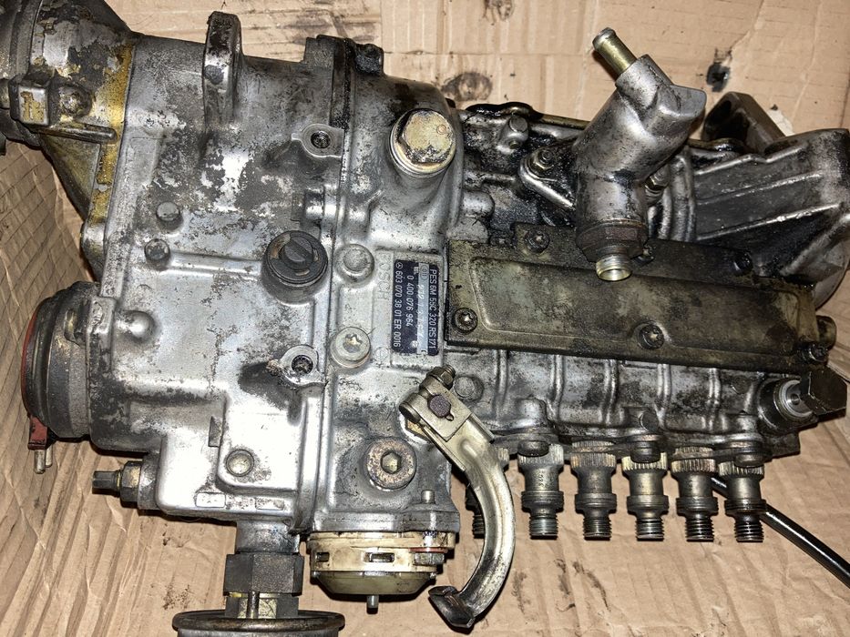 2 Bombas injectoras Mercedes 300 D OM603 109cv e OM606 170 cv