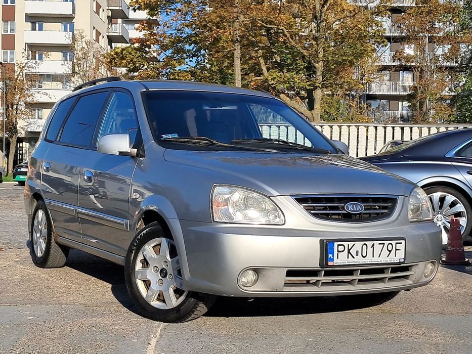 Kia Carens