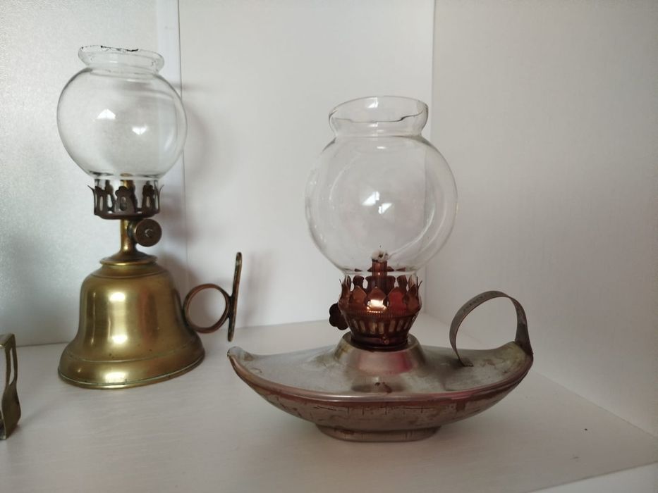 Старовинна лампа голуба