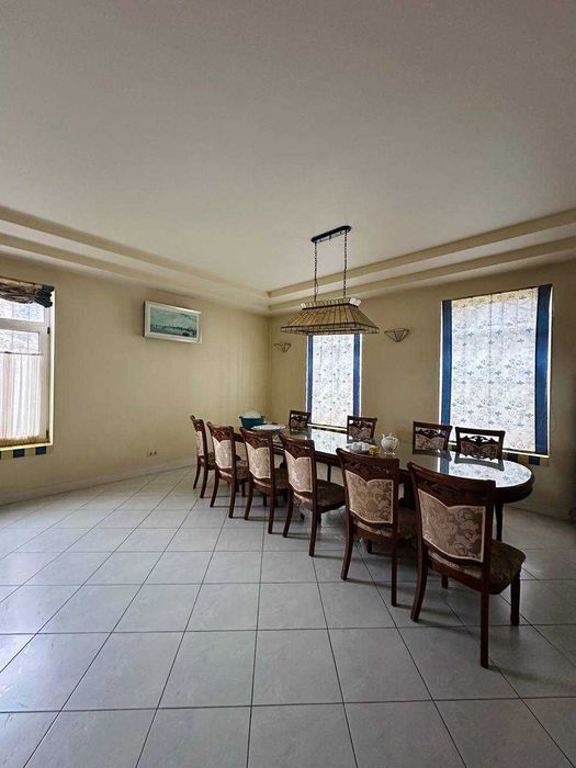 Терміново будинок 640кв.м з ремонтом, Троєщина, Можно під комерцію!!!