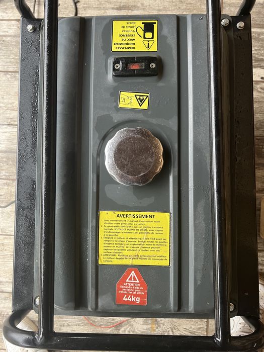 Генератор бензиновый 2,6 кВт.