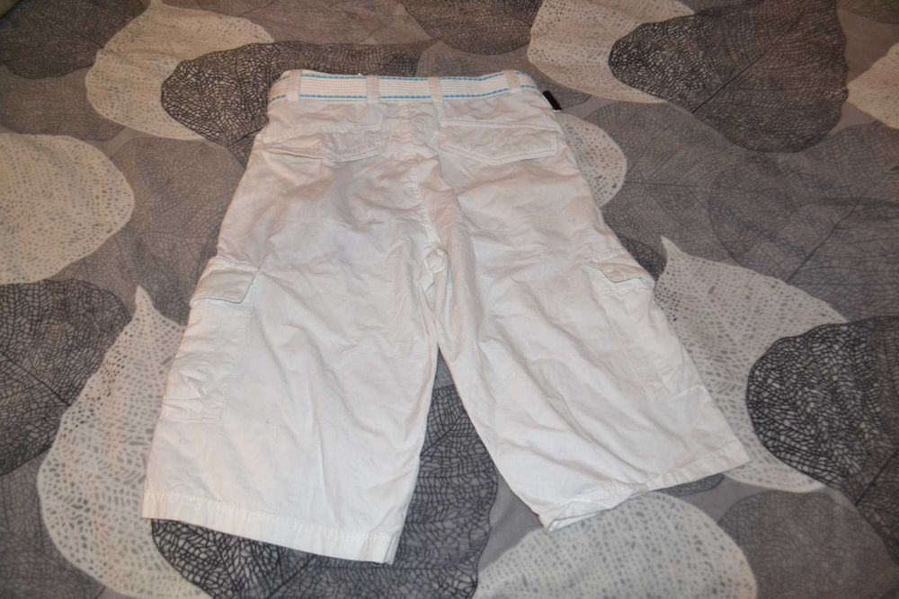 nowe szorty z paskiem, rozmiar L