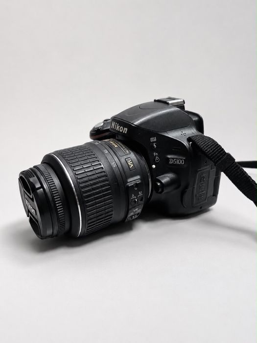 Nikon D5100 DSLR + DX 18-55mm VR lens