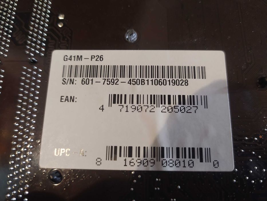 Płyta główna MS-7592, RAM 4GB, PENTIUM 3,00 GHz, grafika MSI 2GB.